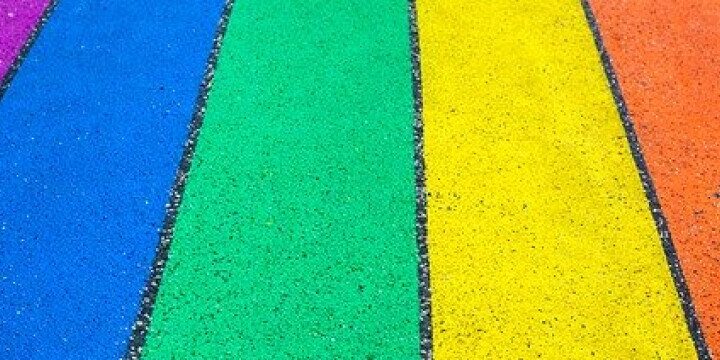 Против проповедника, выступающего против ЛГБТ в Ванкувере, организуют митинги