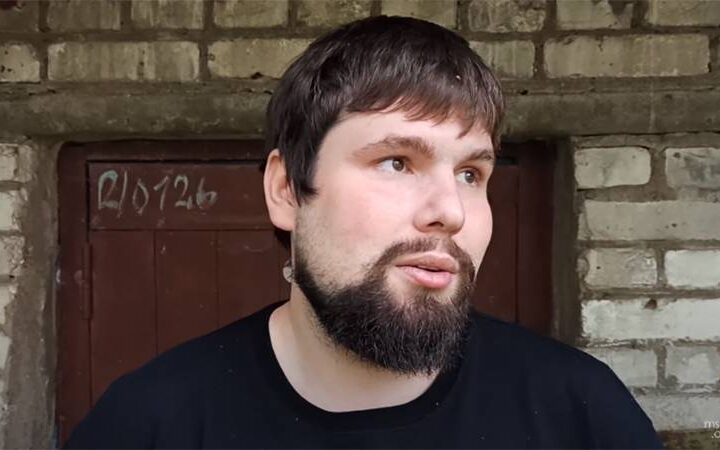«Сказали, что таких как я нужно убивать». Могилевчанин из ЛГБТ-инициативы рассказал о своем задержании 9 августа
