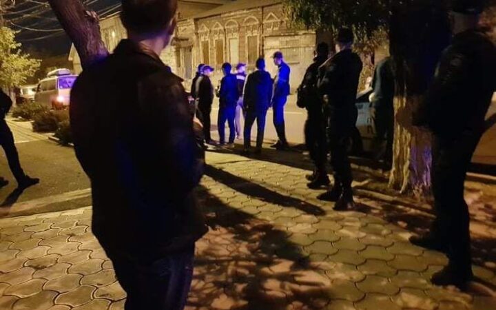 В Мариуполе пытались сорвать кинопоказ про геев-казаков