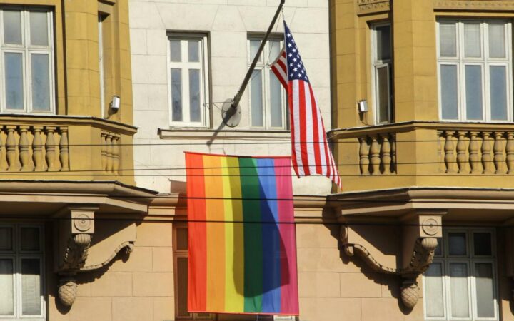 Джо Байден назначит спецпосланника США по делам ЛГБТ во всем мире
