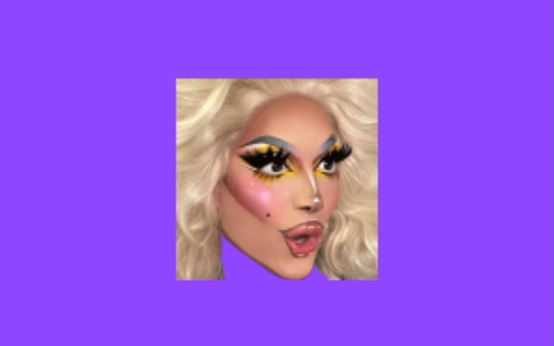 Twitch обновила смайл PogChamp — на нем изображена дрэг‑квин DEERE