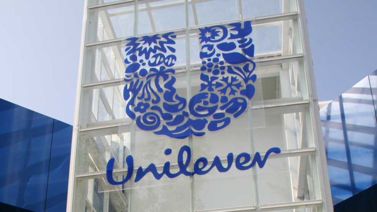 Unilever будет бороться с рекламными стереотипами