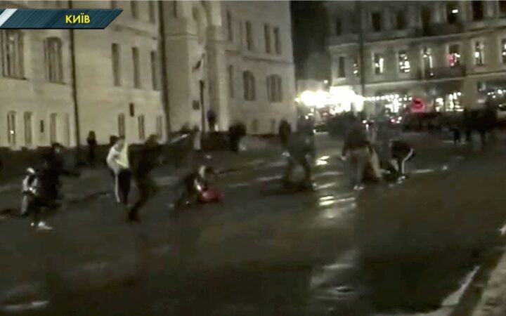 В Киеве жестоко избили двух парней, которых приняли за геев
