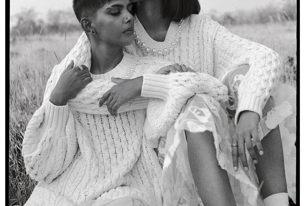 Впервые обложку Vogue украсила лесбийская пар