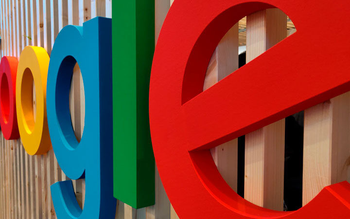 Google частично внял требованиям российских гомосексуалов