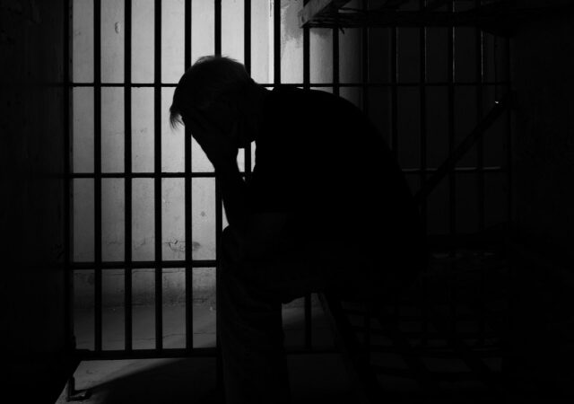 В Узбекистане 49 человек отбывают наказание за “мужеложство” в колониях