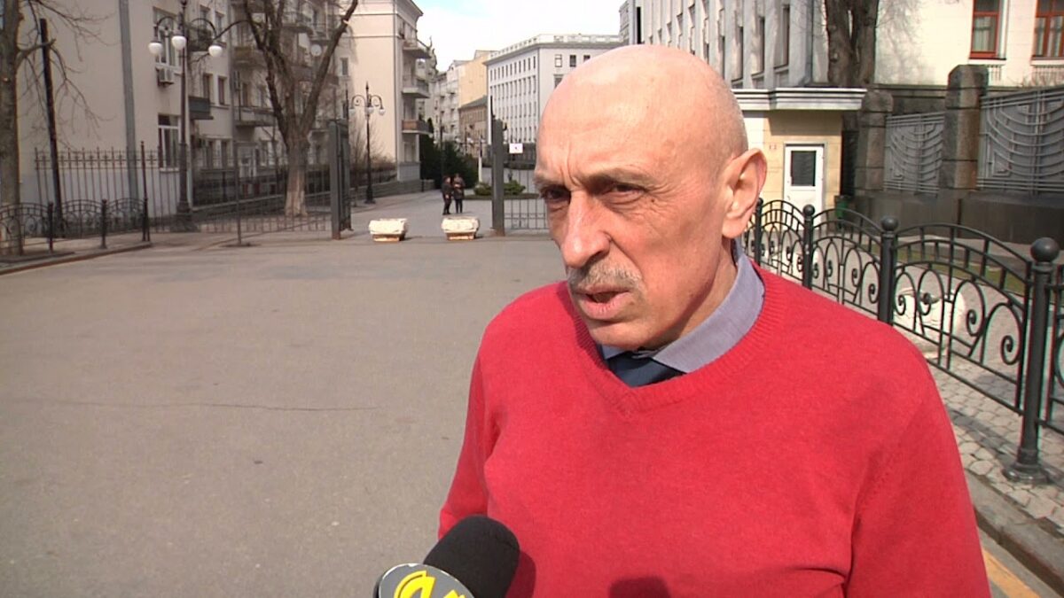 Запрет ЛГБТ-людям быть донорами крови – это дискриминация и архаизм, – правозащитник