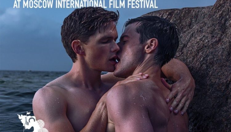 Шығыс порнофотосуреттері Кетіліп қалған онлайн порно