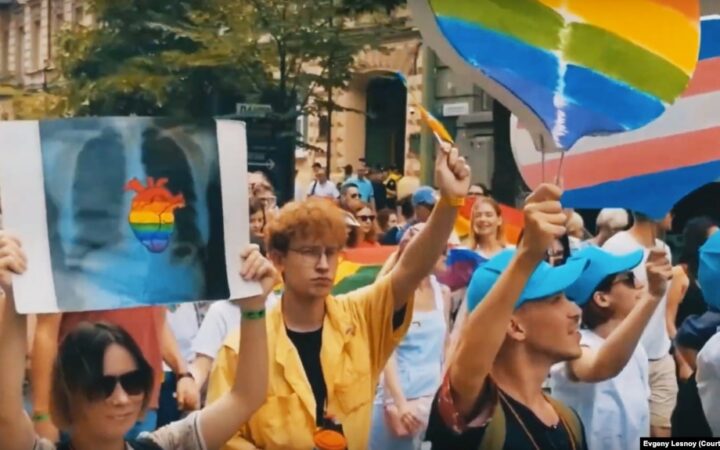 Не лезь в мою хату. Диалоги о достоинстве и дымовые шашки