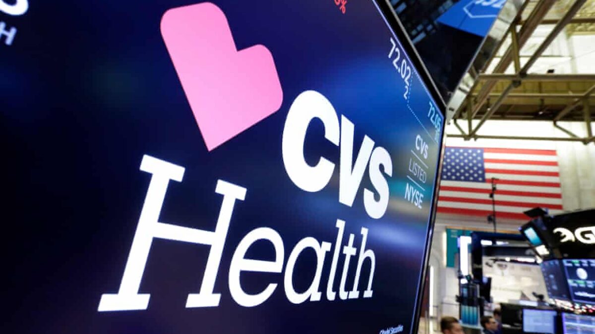25 компаний в США, публично поддерживающих ЛГБТ+, пожертвовали более $10 млн политикам, которые выступают против ЛГБТ+