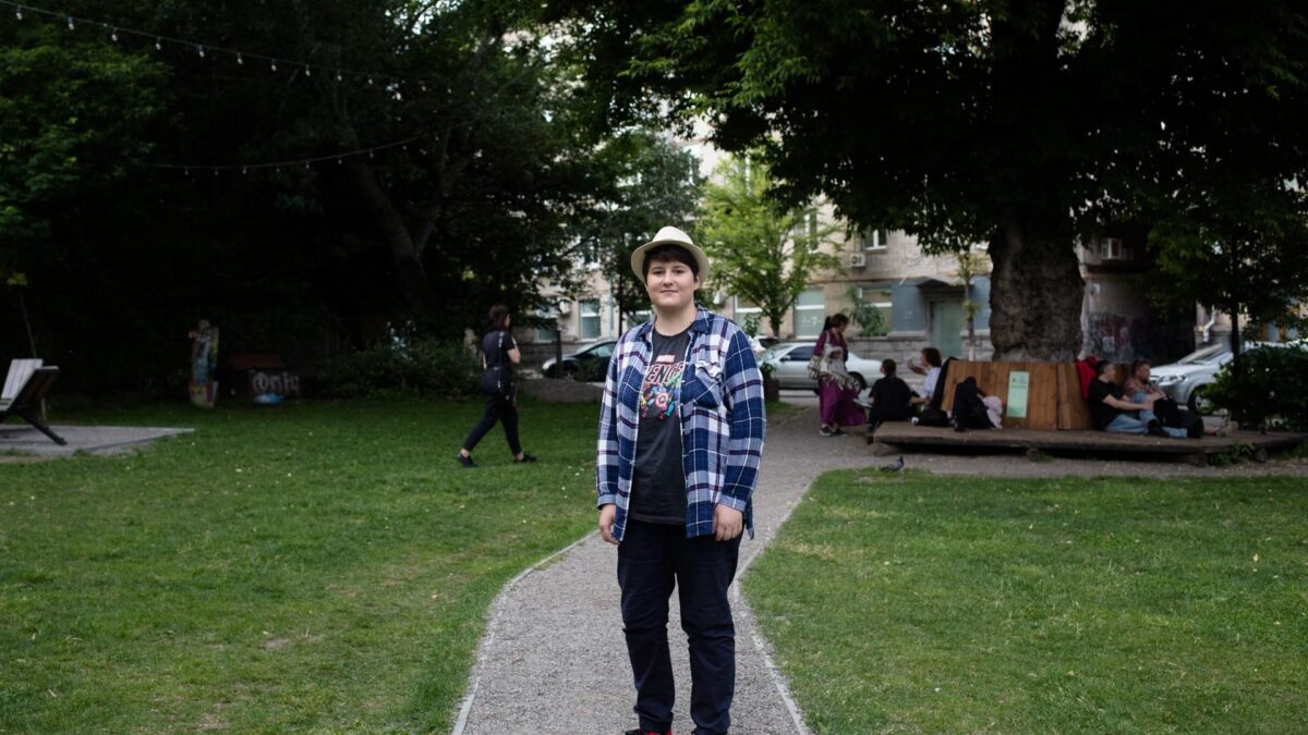 «Мы знаем, где ты живешь». Почему дела о нападениях на ЛГБТ не доходят до суда