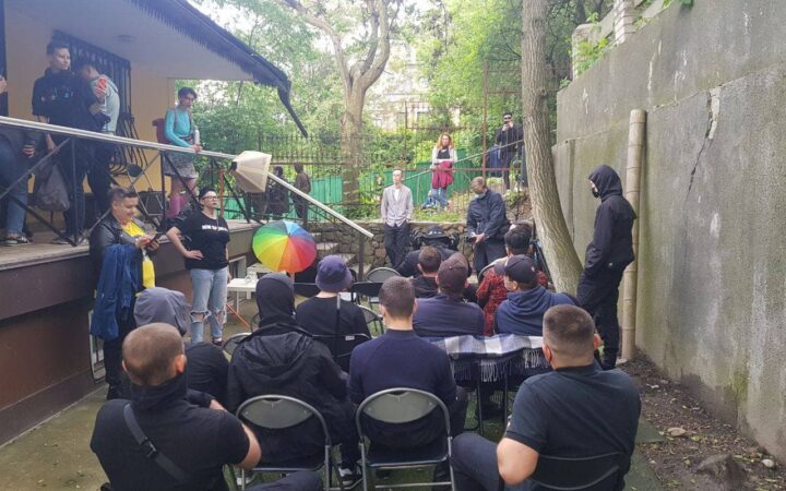 Полиция больше недели не может рассмотреть заявления ЛГБТ-активистов о нападении праворадикалов