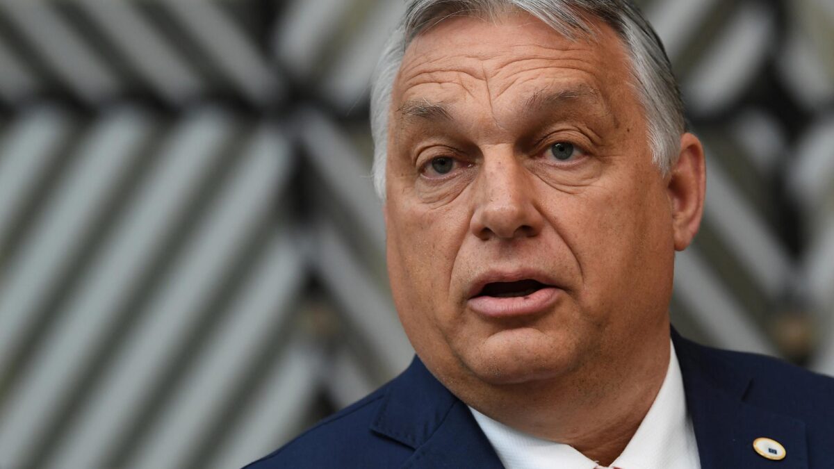 Орбан обвинил Еврокомиссию в “давлении” и “вмешательстве” после отчета о верховенстве права