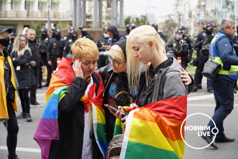 Марш равенства в поддержку ЛГБТ прошел в Киеве: как отреагировали украинцы