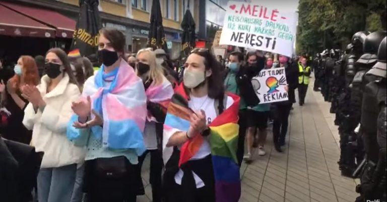 В Литве полиция задержала противников марша ЛГБТ