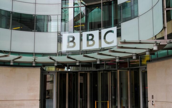 BBC порвала партнерские отношения с ЛГБТ-организацией, чтобы оставаться беспристрастной