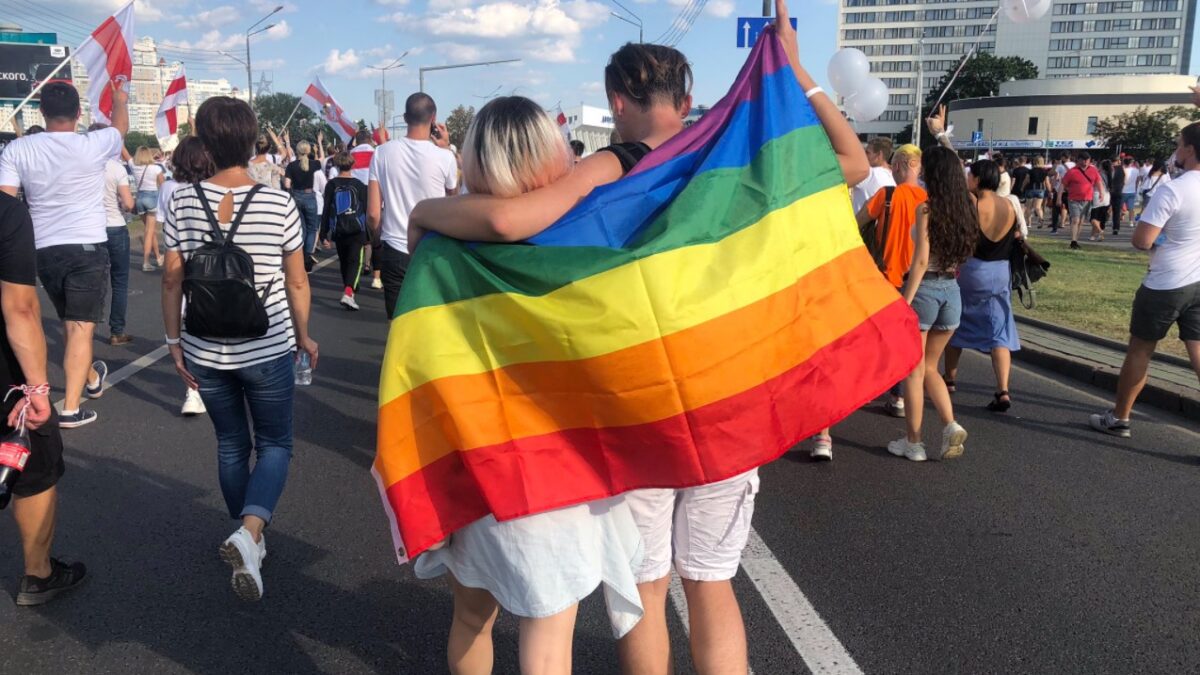 «Власти хотят, чтобы у арестованного не было шансов на защиту». Гомофобия в Беларуси стала инструментом репрессий