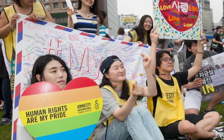 Amnesty International обратилась к кандидатам в президенты Южной Кореи с программой из семи пунктов. Ключевой – защита прав ЛГБТ и борьба с гендерной дискриминацией