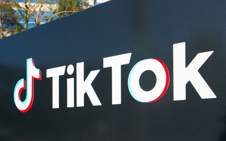 TikTok обновит политику в отношении несовершеннолетних и ЛГБТ