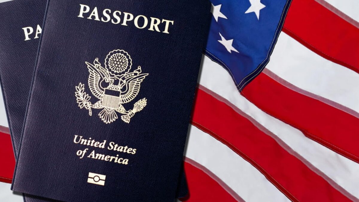 У США почнуть видавати паспорти з новим визначенням гендеру