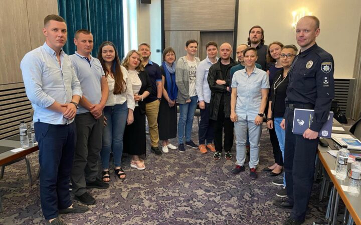 Гомофобні та трансфобні злочини в Україні під час воєнного часу мають розслідуватися