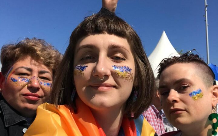 Команда КиївПрайду вийшла на ГельсінборгПрайд у Швеції, який цього року проходив у солідарності з нами та українською ЛГБТ+ спільнотою