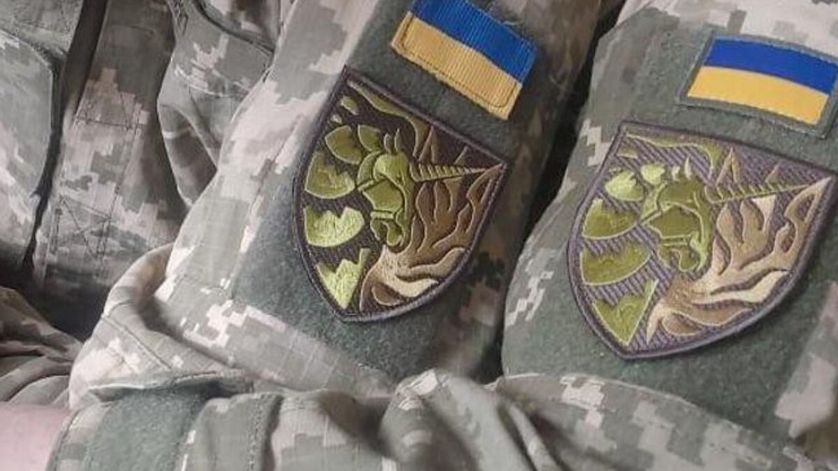 ЛГБТ та війна
