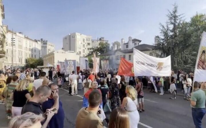 У сербському Белграді пройшла акція проти ЛГБТ-прайду