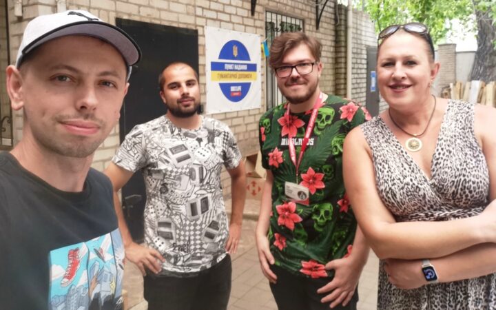 Буття вразливих спільнот у часи війни (частина 1): Волонтерка та доброволець з ґендерною невідповідністю