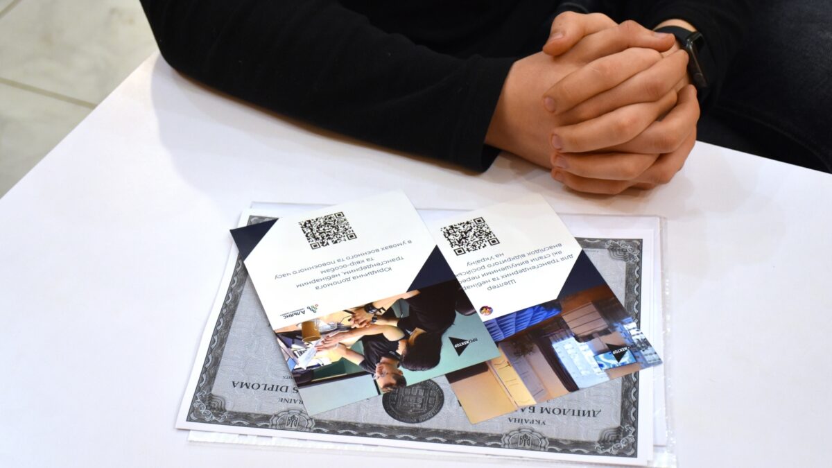 Від партнерів ГО «ПРОЖЕКТОР» трансґендерні та небінарні люди зможуть отримати нову професію