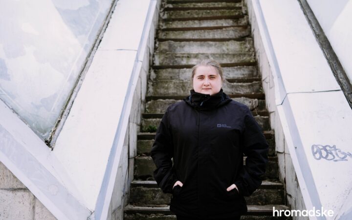 «З мамою ми говорили про мою сексуальну орієнтацію лише раз». Розмова з військовою Марією Жмудь