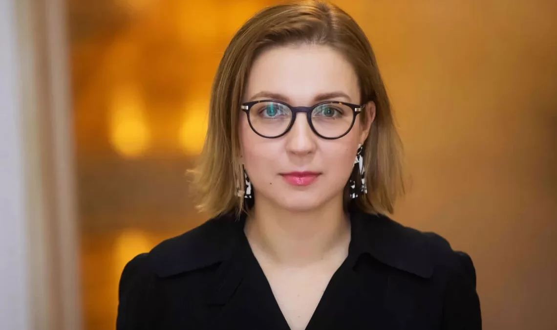 Депутатка від “Голосу” Інна Совсун щодо одностатевих партнерств: “На фронті є люди, які не відчувають юридичного захисту своїх стосунків”