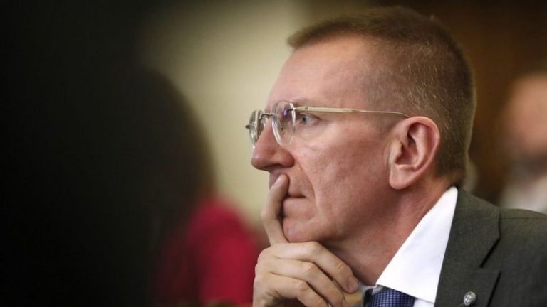 Президентом Латвії обрано главу МЗС і відкритого гея Едгара Рінкевича