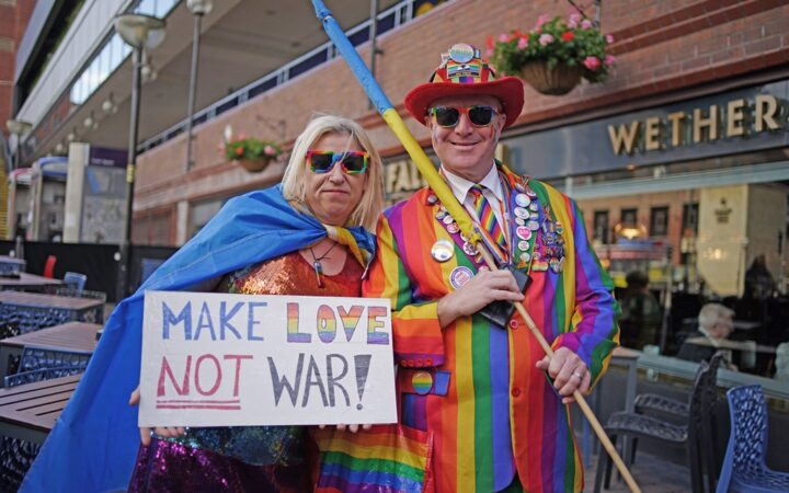 На KyivPride-2023 у Ліверпулі зібралися тисячі людей