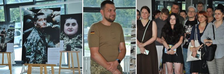 “Ця виставка – це не просто картинки. Це можливість дати право голосу!” – у Полтаві відкрили фотовиставку, присвячену ЛГБТІК+ людям, які воюють за Україну