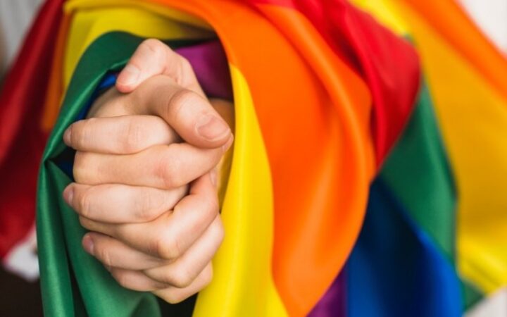 Gender Stream створила мапу з організаціями для допомоги ЛГБТ-українцям в Україні та за кордоном