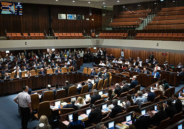 Поправка, що визнає права одностатевого подружжя загиблих військовослужбовців ЦАХАЛу, затверджена в першому читанні
