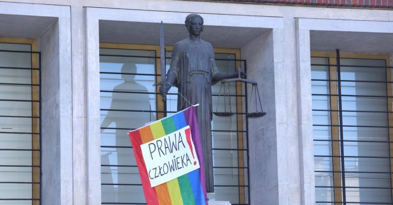 У Польщі актуалізувались питання про захист прав ЛГБТК
