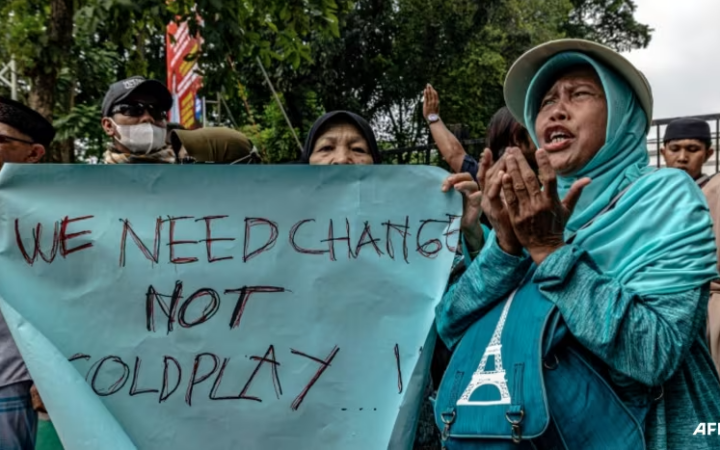 Мусульманські анти-ЛГБТ-групи протестують проти першого концерту Coldplay в Індонезії