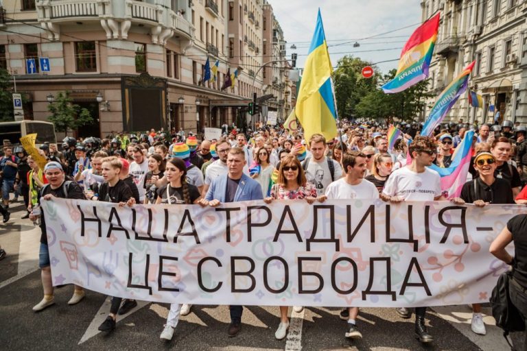 На часі. Статтю експерта Центру “Наш світ” Андрія Кравчука