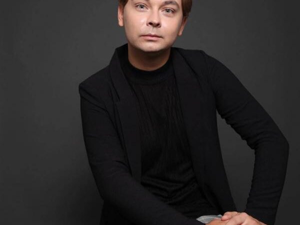 Актор Олексій Коюда, про роль гея, гумор під час війни та права ЛГБТ