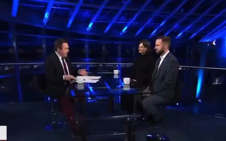 Ведучий польського телебачення вибачився за пропаганду гомофобії у ЗМІ Польщі