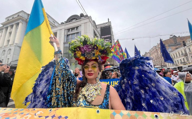У Києві пройшов Марш рівності: він тривав 20 хвилин