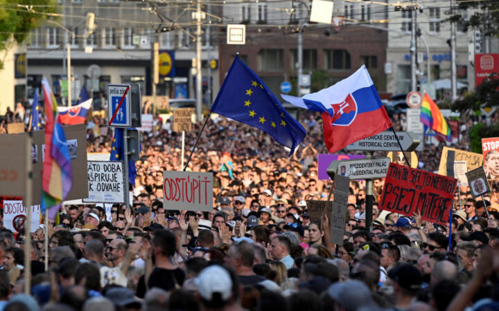 Уряд Словаччини розпочав війну проти митців та «ЛГБТ-ідеології»