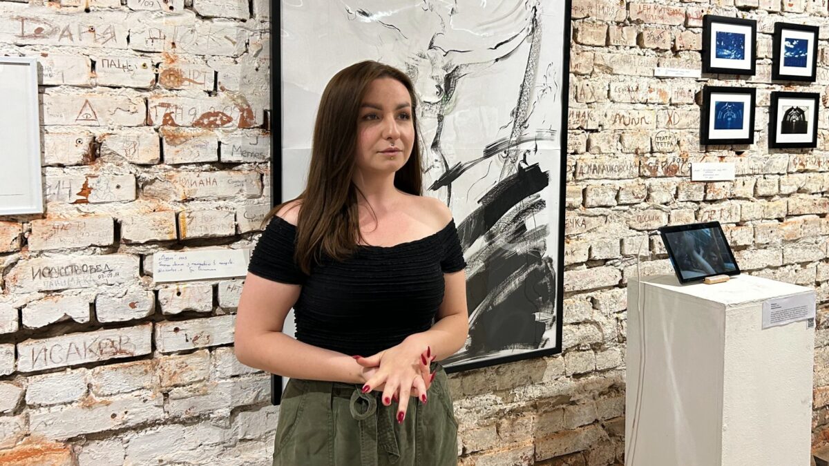 Інститут репутації має працювати: як харківська галерея скасувала виставку через гомофобію та мізогінію митця