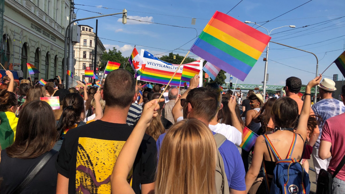 У Словаччині подали на розгляд поправку до закону, яка забороняє «пропаганду» ЛБТКІ+ у школах