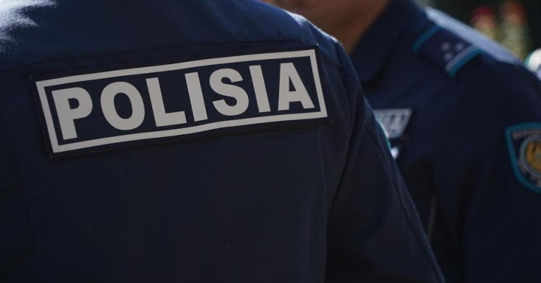 В Алмати поліцейські та противники ЛГБТ увірвалися на захід «Фемініти»