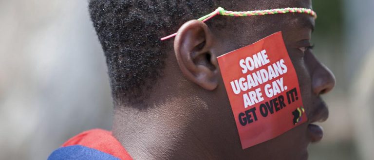 ЛГБТ-спільнота в Уганді : Amnesty International спостерігає зростання ворожості до квір-людей в інтернеті