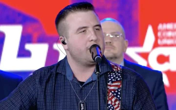 Лідер церкви, що виступає проти ЛГБТК+, підозрюється в сексуальному насильстві над дітьми. Йому пред’явлено 11 звинувачень у скоєнні злочинів.