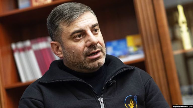 В Офісі омбудсмена відреагували на допис Безуглої про ЛГБТ-спільноту